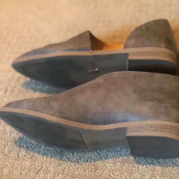 💕SOLD💕 POINTED TOE OPEN SLIDE FLAT - Picture 6 of 6